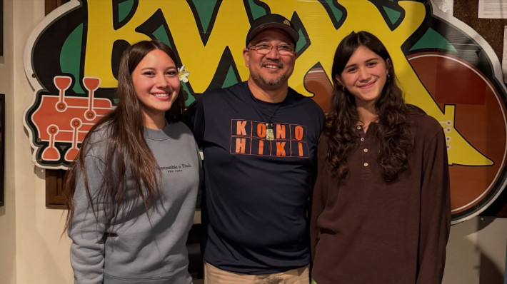 Kamehameha Schools students advance ʻōlelo Hawaiʻi on the airwaves